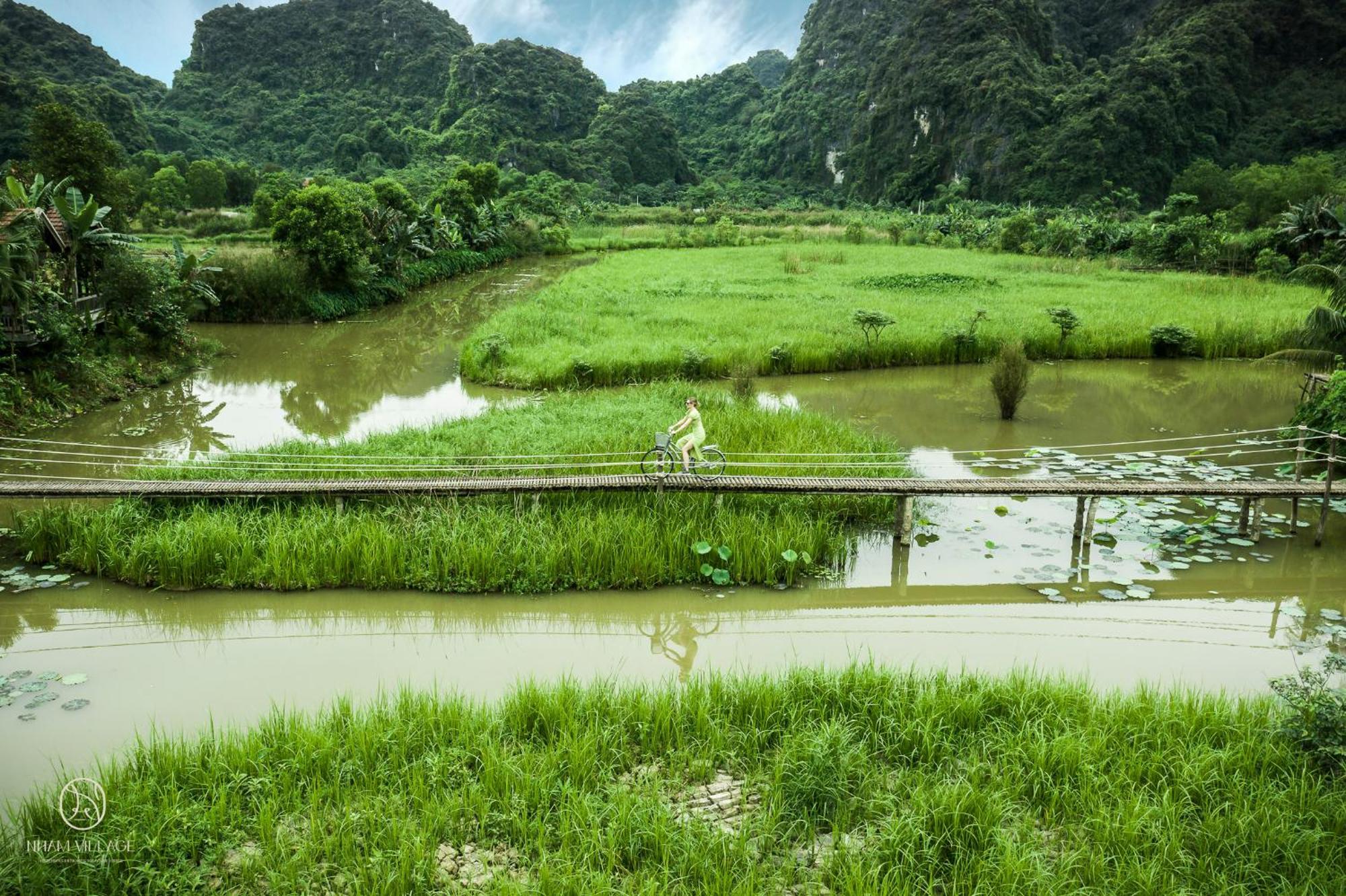Nham Village Resort นิญบิ่ญ ภายนอก รูปภาพ